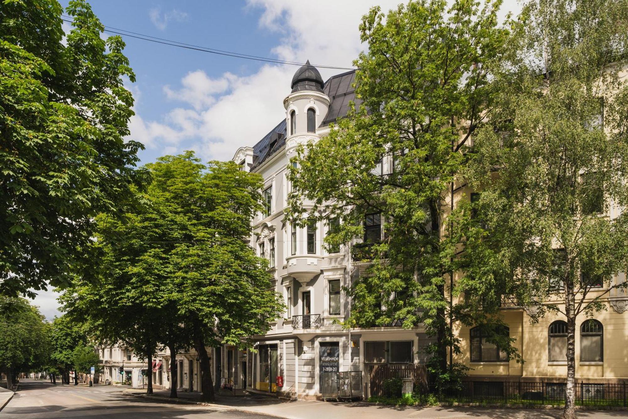 Apartment Ba61 - Lux 4 Bedrooms, 260 Sqm, 2 Balconies, Free Parking
